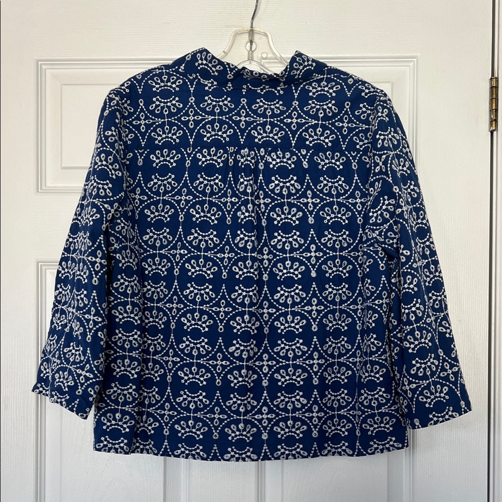 Cleo Blue and White Patterned Button Down Shirt - Picture 4 of 4